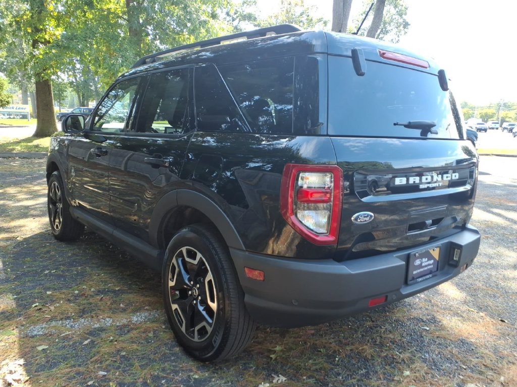 Certified 2023 Ford Bronco Sport Outer Banks w/ Tech Package AWD/4WD image 4