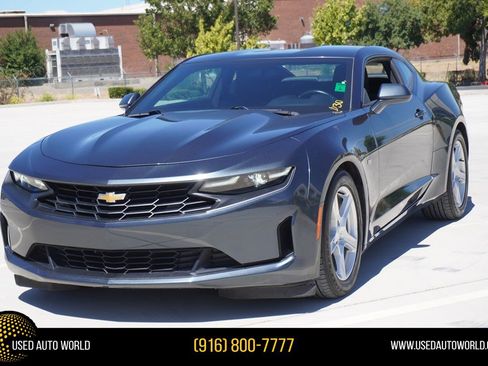 Used 2021 Chevrolet Camaro LT RWD image 1