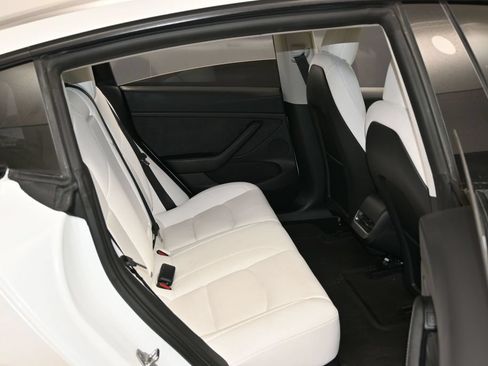 Used 2022 Tesla Model 3 Performance AWD/4WD image 35