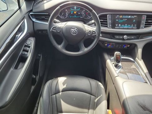 Used 2019 Buick Enclave Avenir w/ Avenir Technology Package AWD/4WD image 14