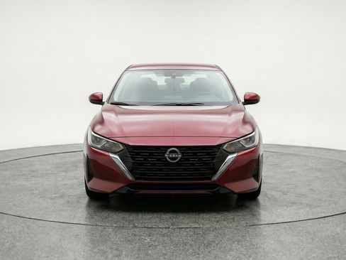 Used 2025 Nissan Sentra SV image 2