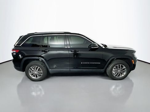 Used 2022 Jeep Grand Cherokee Limited 4xe AWD/4WD image 8