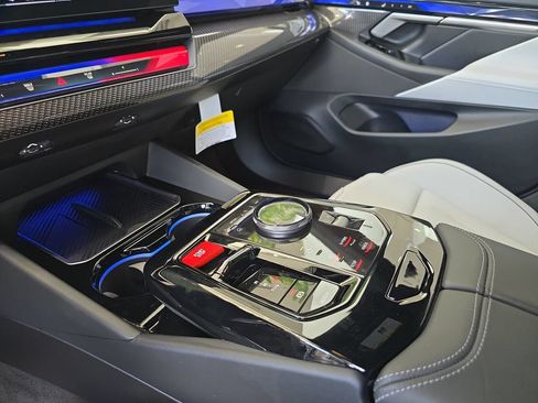 New 2026 BMW M5 AWD/4WD image 19