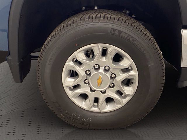 New 2026 Chevrolet Silverado 3500 LT w/ Safety Package AWD/4WD image 15