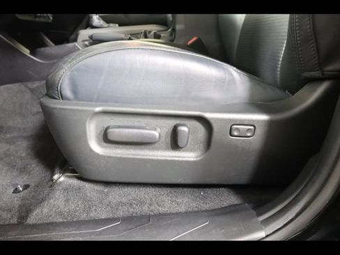 Used 2022 Toyota Tacoma TRD Sport w/ TRD Premium Sport Package image 18