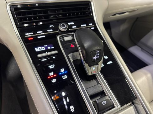 Used 2018 Porsche Panamera 4S AWD/4WD image 21