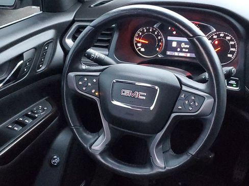 Certified 2022 GMC Acadia AT4 w/ Preferred Package image 37