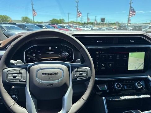 New 2026 GMC Sierra 1500 Denali w/ Denali Reserve Package AWD/4WD image 19