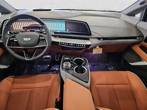 New 2026 Cadillac Optiq Sport 2 image 9