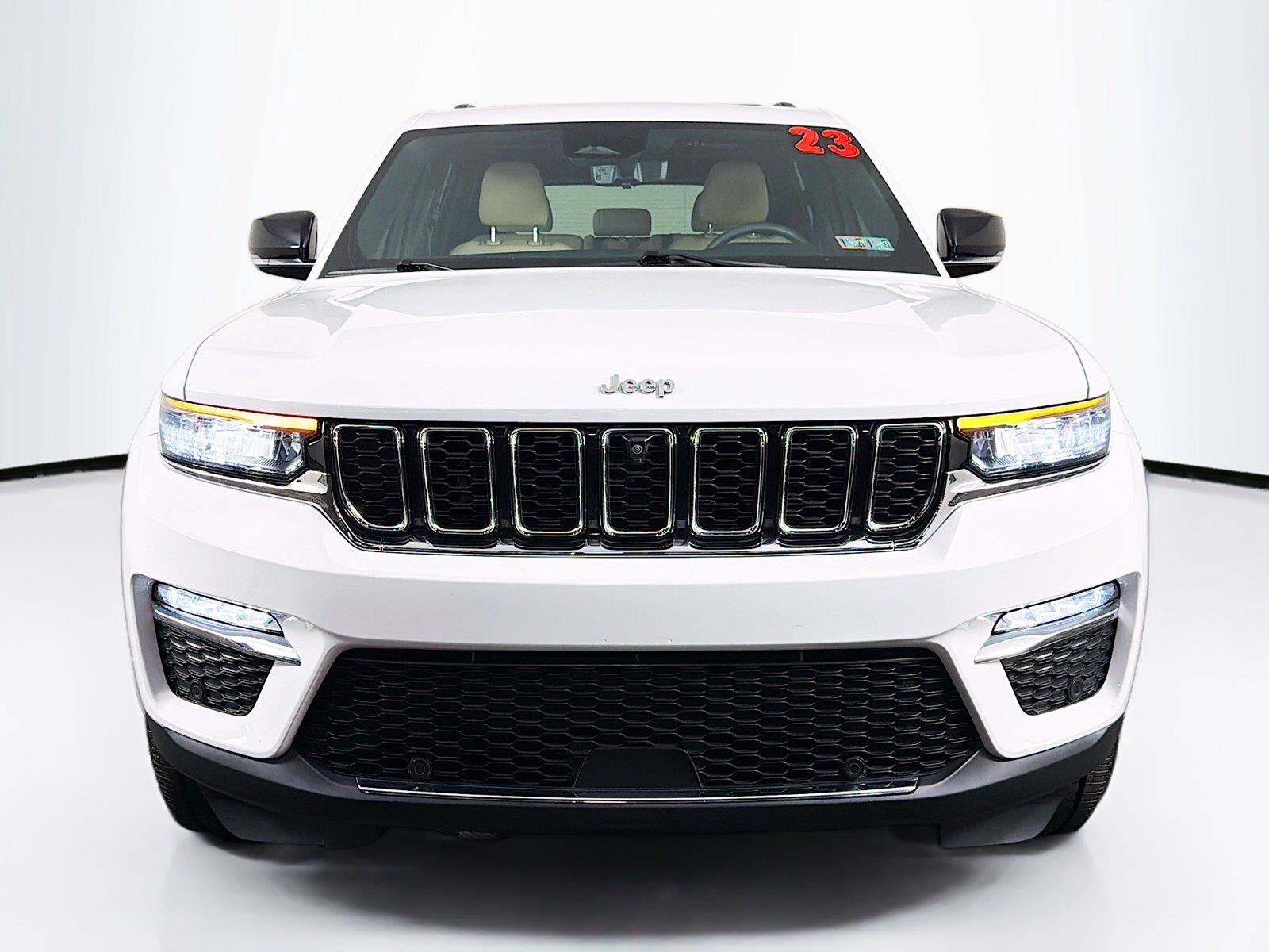 Used 2023 Jeep Grand Cherokee Limited w/ Luxury Tech Group II AWD/4WD image 6