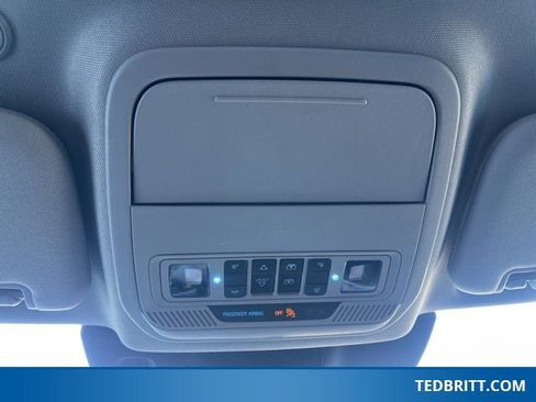 Used 2023 Ford Explorer XLT w/ Equipment Group 202A image 37