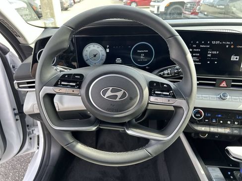 New 2026 Hyundai Elantra Limited FWD image 30