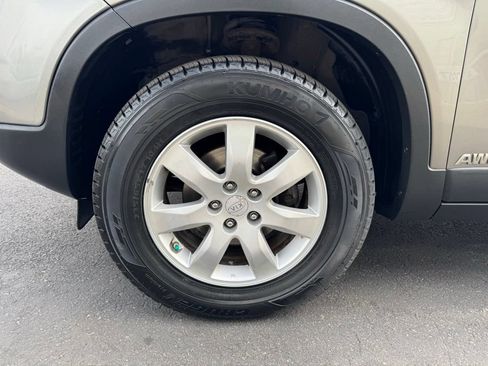 Used 2011 Kia Sorento LX AWD/4WD image 21