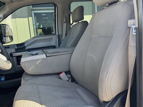 Used 2017 Ford F250 XLT w/ XLT Value Package image 6