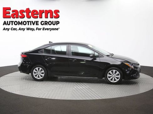 Used 2025 Toyota Corolla LE FWD image 44