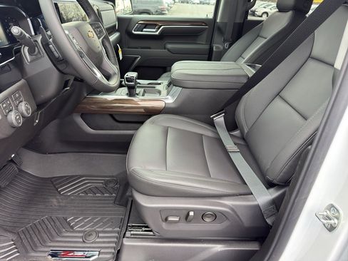 New 2026 Chevrolet Silverado 1500 LT w/ Z71 Off-Road Package image 11