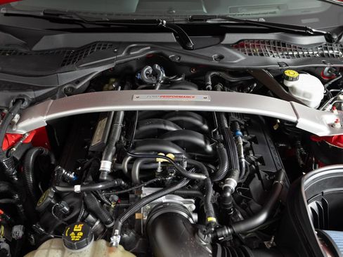 Used 2018 Ford Mustang Shelby GT350 w/ Electronics Package RWD image 30