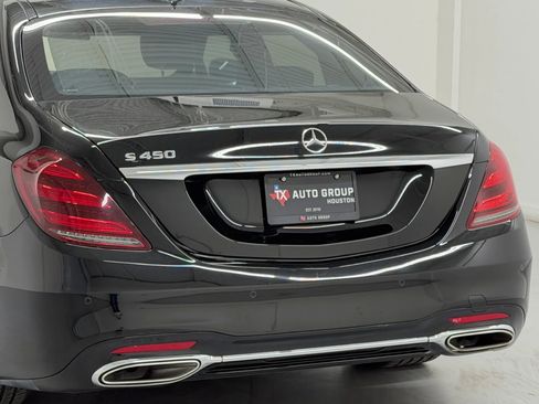 Used 2019 Mercedes-Benz S 450 Sedan w/ AMG Line Exterior image 40