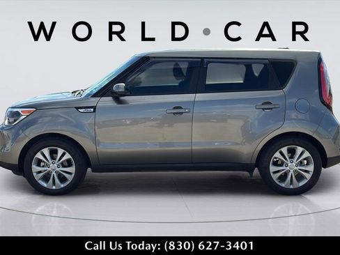 Used 2016 Kia Soul + image 9