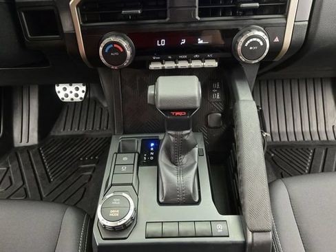 Used 2025 Toyota Tacoma TRD Sport RWD image 9