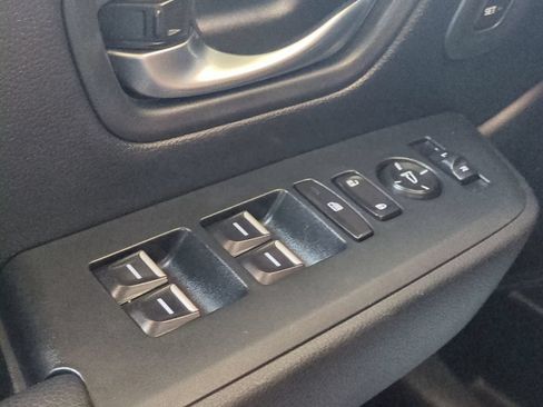Used 2023 Honda Pilot EX-L image 32