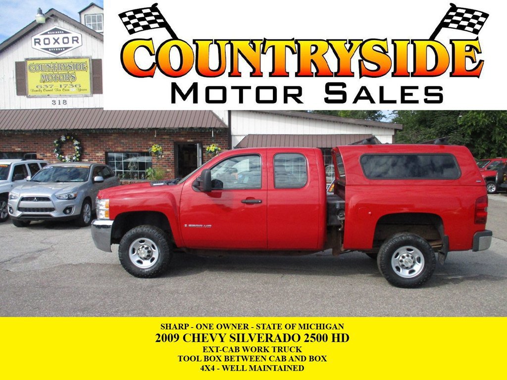 Used 2009 Chevrolet Silverado 2500 W/T AWD/4WD image 1