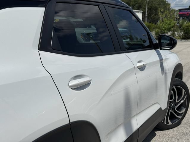 Used 2025 Chevrolet TrailBlazer RS w/ Convenience Package FWD image 9