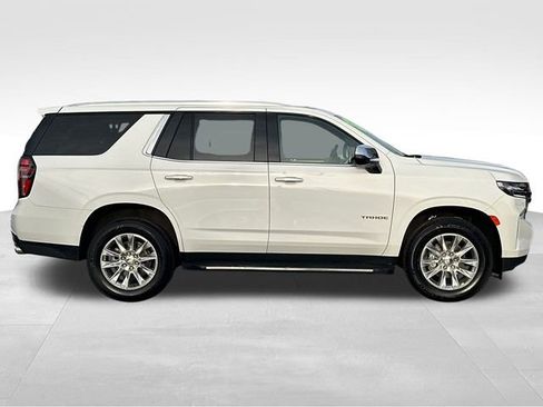 Used 2024 Chevrolet Tahoe Premier image 2