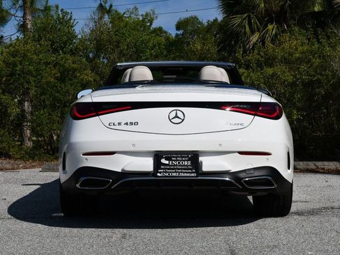Used 2024 Mercedes-Benz CLE 450 4MATIC Cabriolet image 39