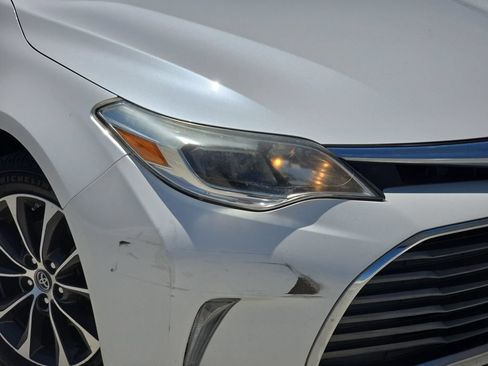 Used 2016 Toyota Avalon Limited FWD image 34