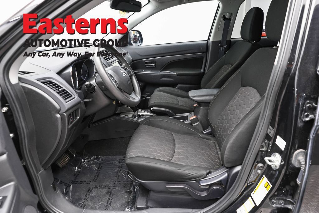 Used 2022 Mitsubishi Outlander Sport ES AWD/4WD image 15