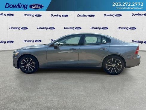 Used 2021 Volvo S60 T5 Momentum w/ Protection Package FWD image 5
