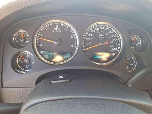 Used 2012 Chevrolet Avalanche LTZ image 11