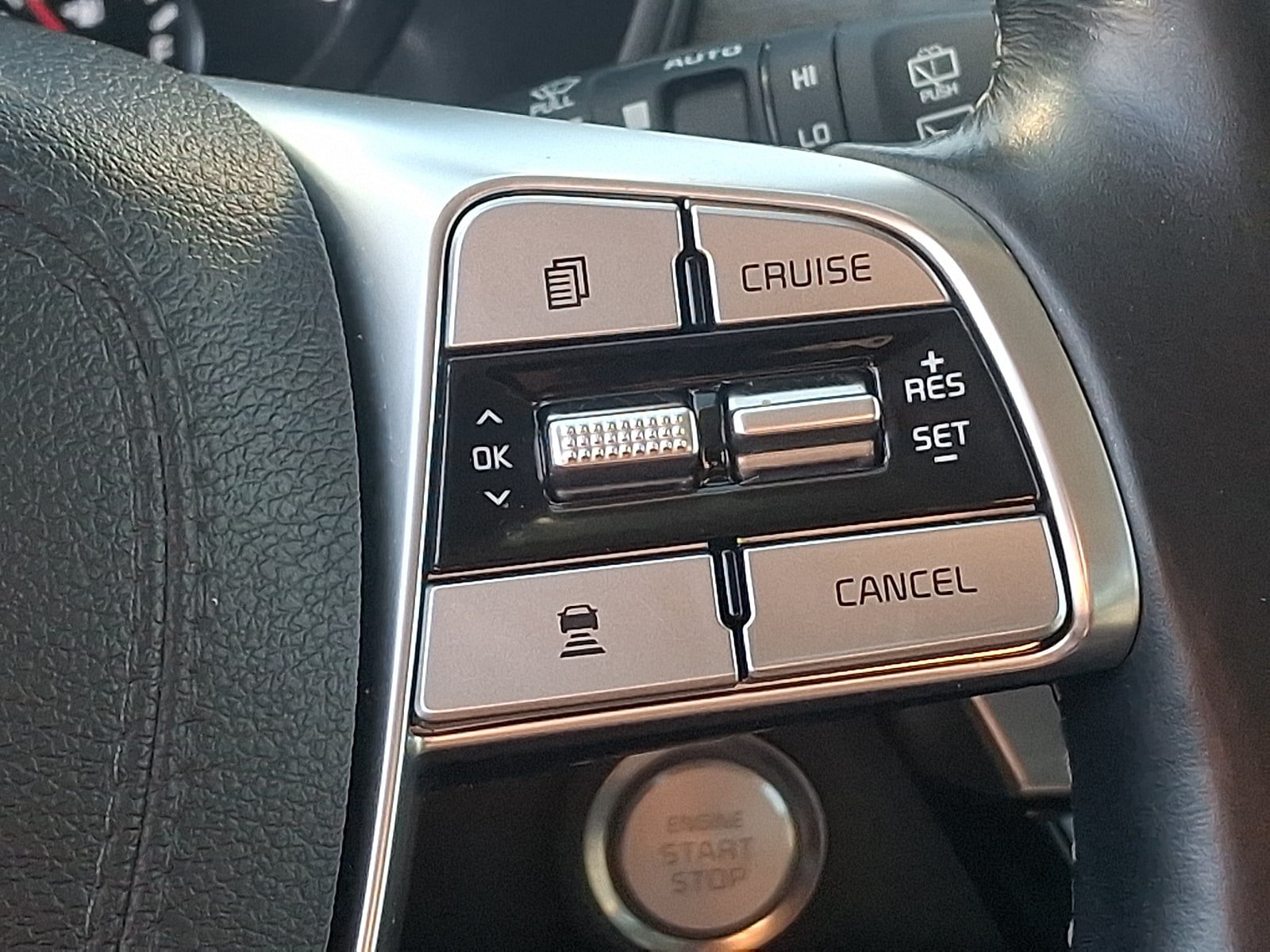 Used 2022 Kia Telluride SX w/ SX Prestige Package AWD/4WD image 22