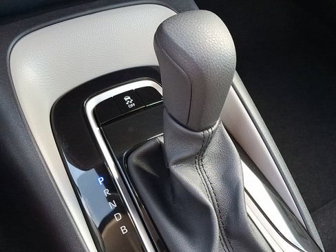 Certified 2026 Toyota Corolla LE image 15