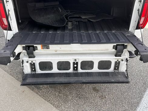 Used 2022 GMC Sierra 1500 Denali w/ Driver Alert Package II AWD/4WD image 22