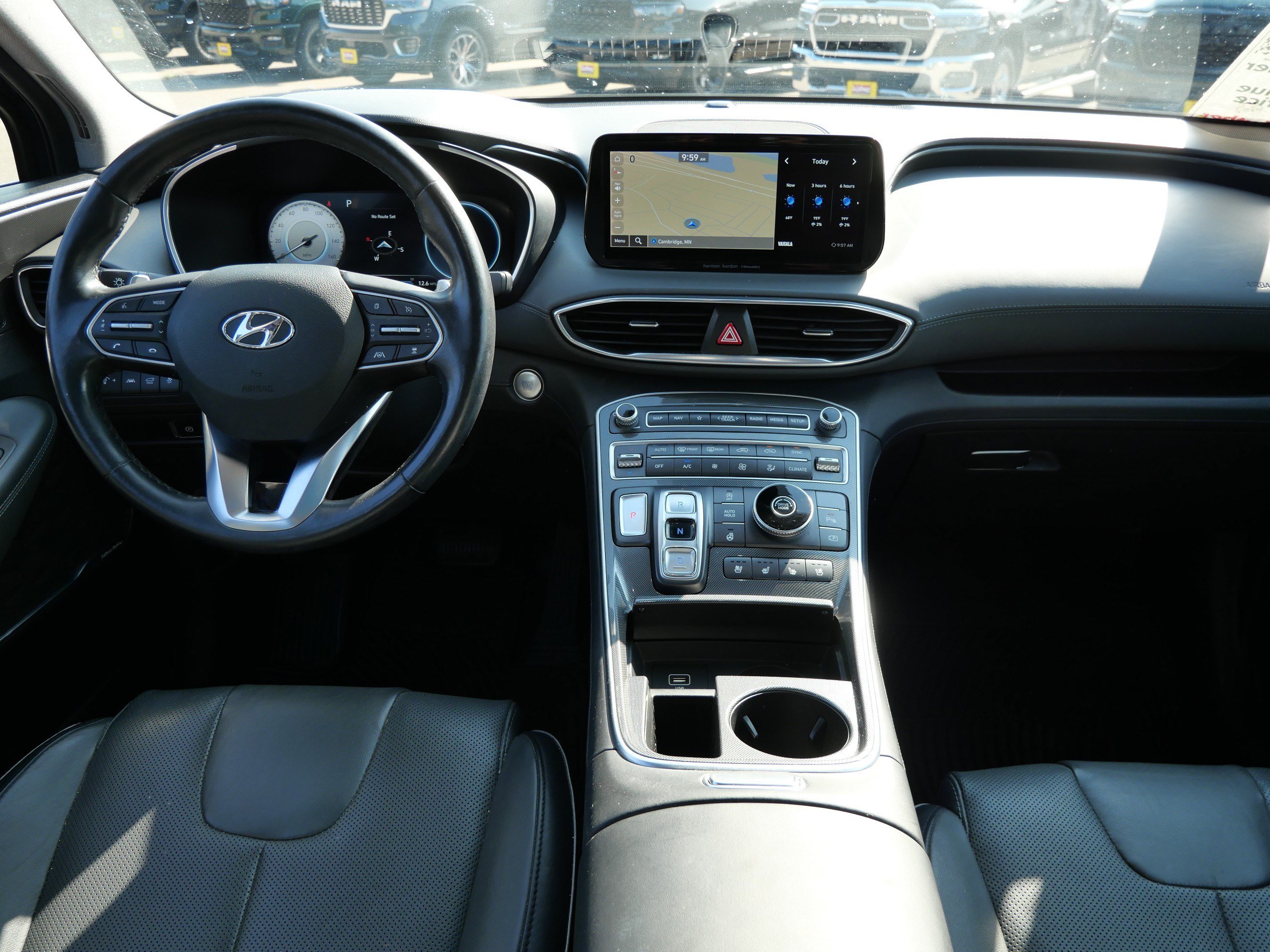 Used 2022 Hyundai Santa Fe Limited FWD image 10