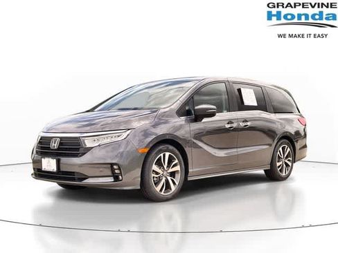 Used 2024 Honda Odyssey Touring image 1