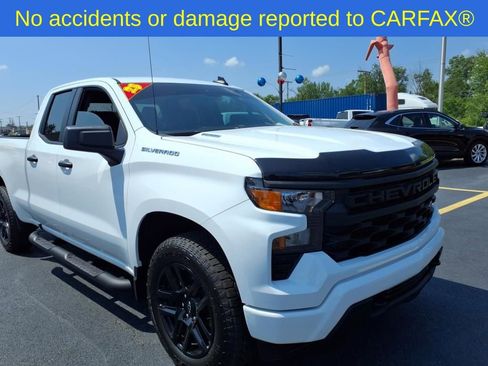 Used 2025 Chevrolet Silverado 1500 Custom w/ LPO, Dark Essentials Package image 9