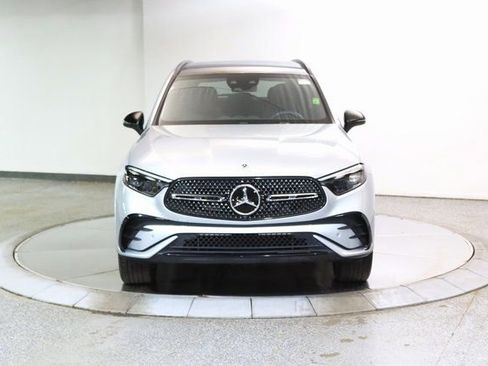 Used 2024 Mercedes-Benz GLC 300 4MATIC image 12