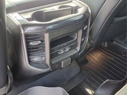 Used 2019 RAM 1500 Laramie w/ Sport Appearance Package AWD/4WD image 27