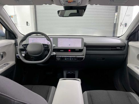 Used 2024 Hyundai Ioniq 5 SEL AWD/4WD image 10