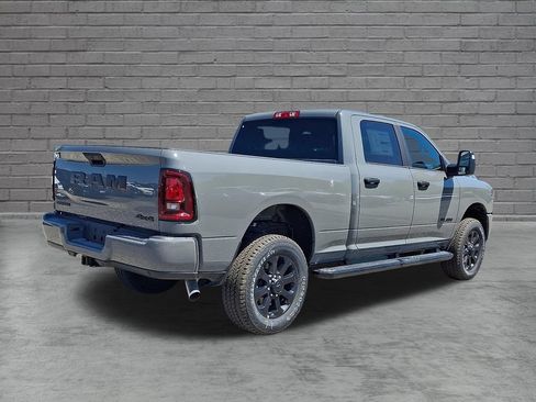 New 2026 RAM 2500 Big Horn AWD/4WD image 7