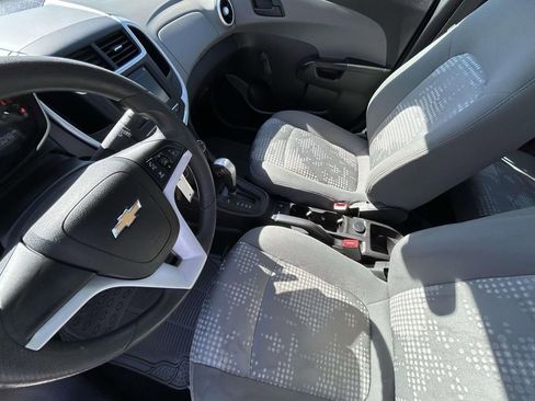 Used 2018 Chevrolet Sonic LS image 10