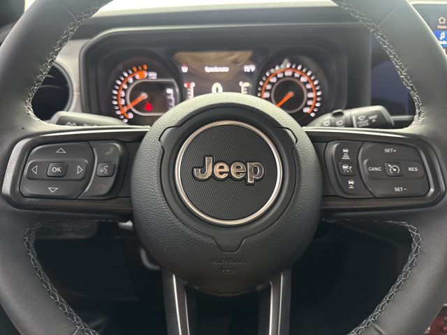 Used 2025 Jeep Wrangler Unlimited Sport AWD/4WD image 20