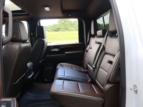 Used 2024 GMC Sierra 2500 Denali w/ Denali Reserve Package AWD/4WD image 31