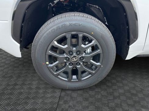 New 2026 Toyota Tundra Platinum AWD/4WD image 14