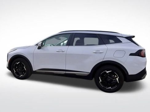 Certified 2026 Kia Sportage EX w/ EX Panorama Roof Package image 6