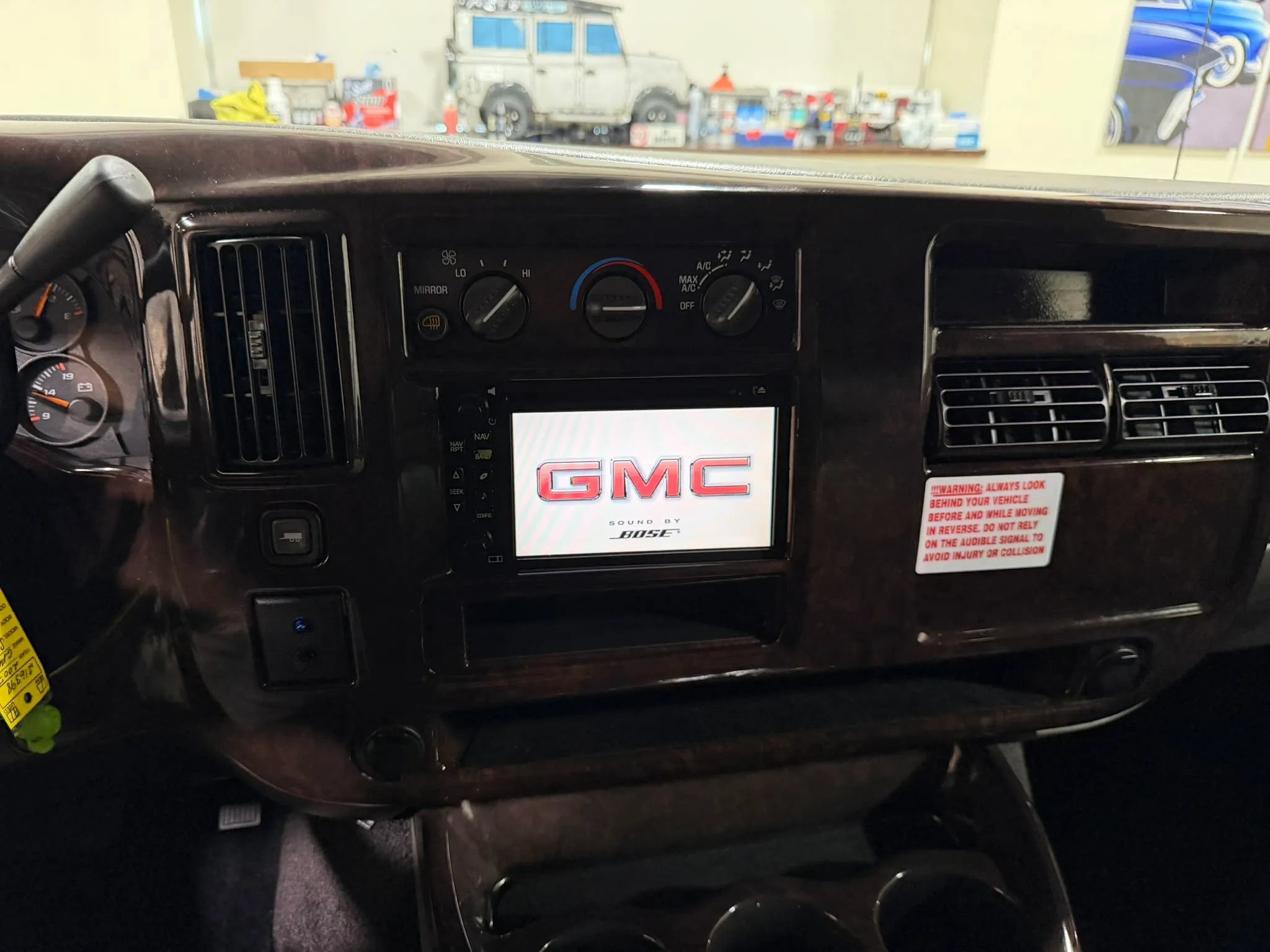 Used 2007 GMC Savana 1500 AWD w/ Preferred Equipment Group image 53