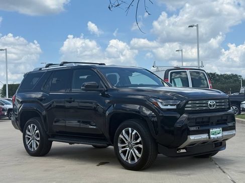 Used 2026 Toyota 4Runner Limited AWD/4WD image 7
